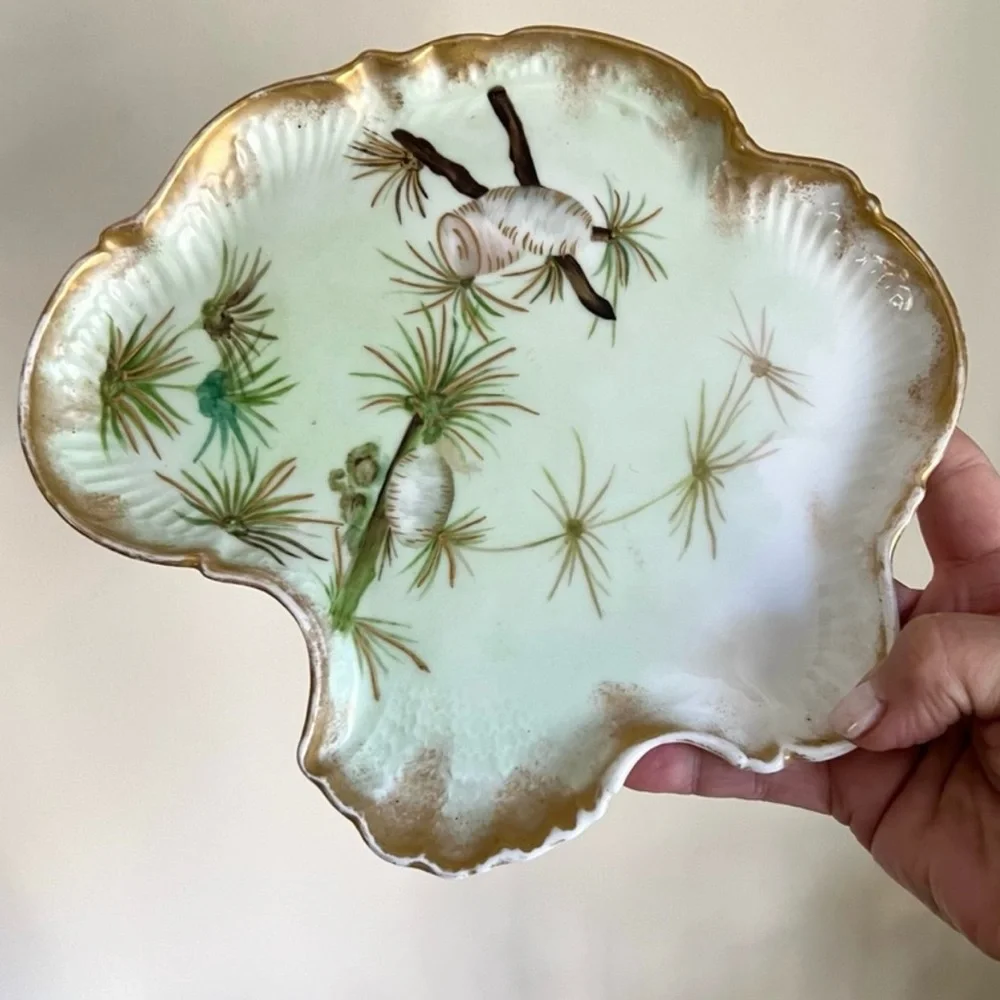 Limoges Vintage Unique Shape Dish Ceramic Ivory/Whit/Green w/ Gold Trim - Picture 15 of 15